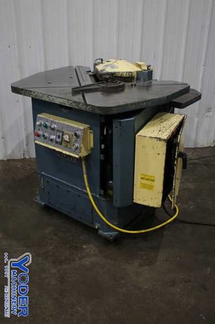 1/8" x 8-5/8" x 8-5/8" Amada #CSW-220, corner notcher & coper, 36 SPM, 3 HP, #76771 - Image 7