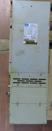 3 KVA General Electric, voltage stabilizer 9T91B7193, 95-130X175-235x190-260 Volts - Image 1