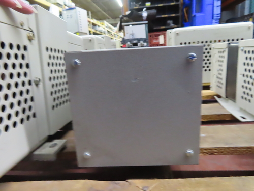.7 KVA MGE 68075-08S, uninterruptible power supplies system, 120/480 Volts 7.5/432/1.9a 120/240 Volts out, 1 - Image 3