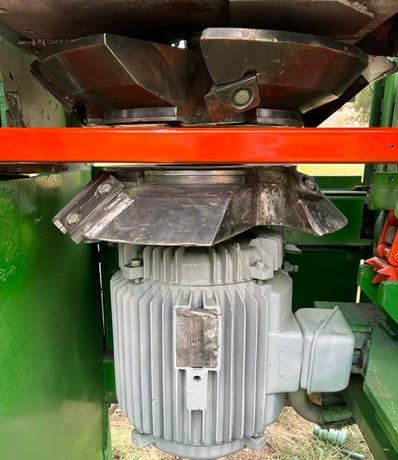 Adco West #Canter Sawmill, refurbished, with Keyknife chipping heads including power - Image 2