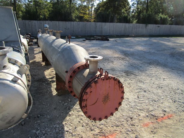 427 sq.ft., 108FV shell, 105FV tube, Southern, Horizontal Kettle type Exchanger, 28" diameter x 10' 0" F/F - Image 6