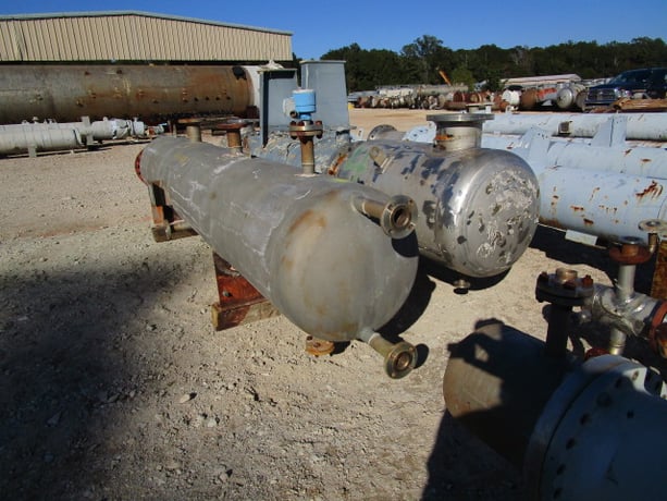 427 sq.ft., 108FV shell, 105FV tube, Southern, Horizontal Kettle type Exchanger, 28" diameter x 10' 0" F/F - Image 8