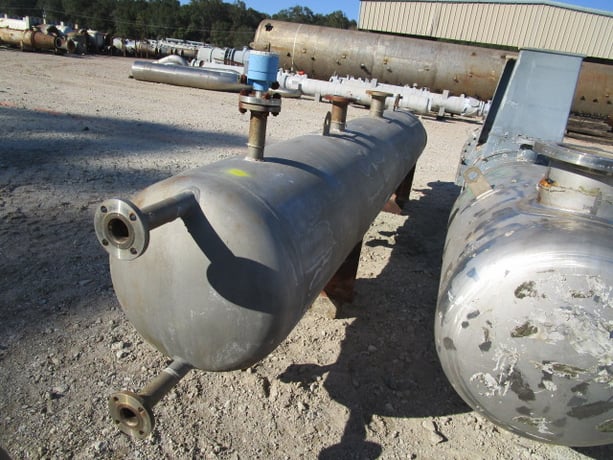 427 sq.ft., 108FV shell, 105FV tube, Southern, Horizontal Kettle type Exchanger, 28" diameter x 10' 0" F/F - Image 9