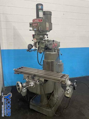 Comet #3VHG, ram type vertical mill, 9" x42" table, 3 HP, power draw bar, R-8, #76559 - Image 2