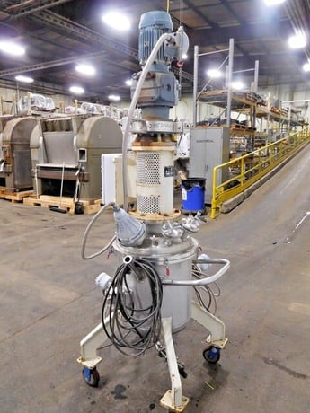 100 liter Ann Tsung Machinery, Stainless tank w/2 HP agitator, 20" dia x 21" straight side - Image 5