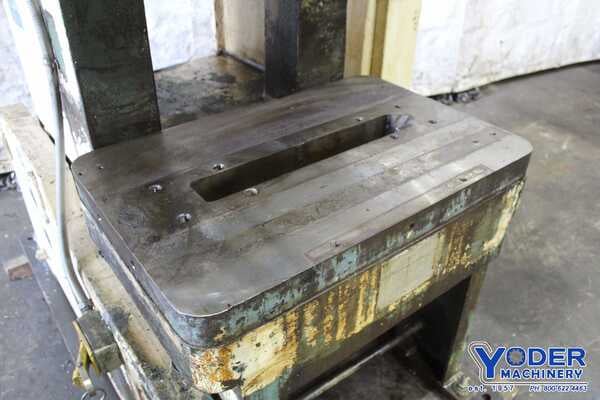 60 Ton, Federal #60, OBI press, 3" stroke, 12-1/2" Shut Height, air clutch & brake, 5 HP, 1974, #72242 - Image 4