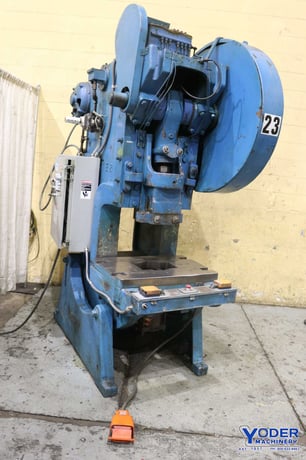 56 Ton, Minster #6, OBI press, 6" stroke, 10" Shut Height, 21" x32" bed, air clutch, 5 HP, #72834 - Image 1
