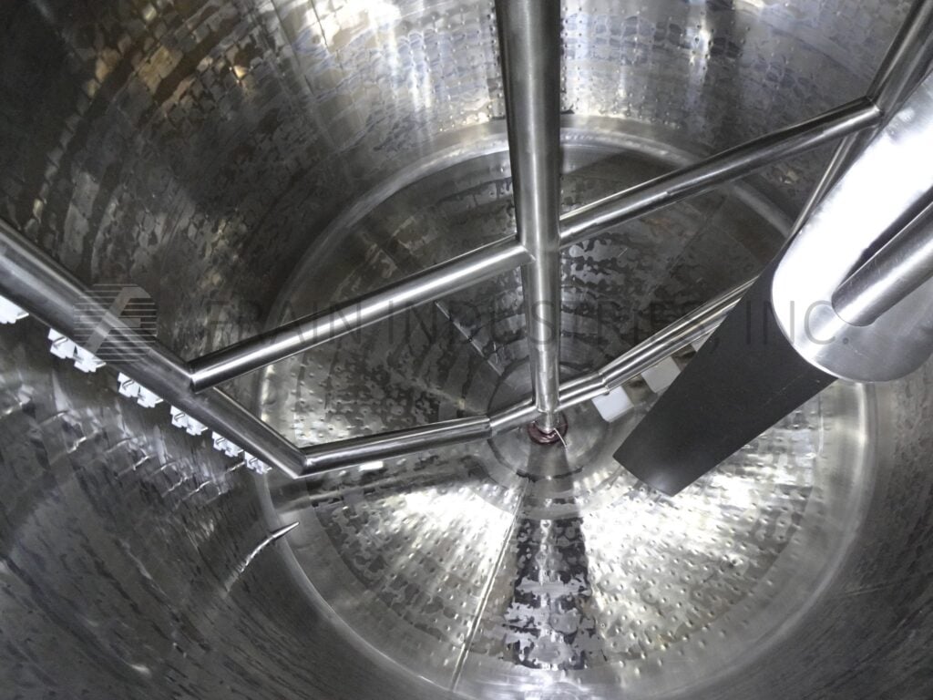 3000 gallon DCI, Stainless Steel jacketed process tank, 96" dia. x 120" deep, 89" straight wall, flip up - Image 2
