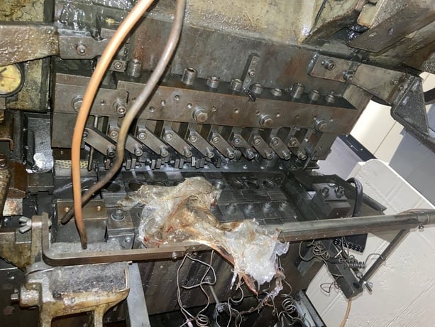 U.S. Baird #219, transfer press, 1.5" stroke, mechanical clutch 10 Op die set, 3 HP - Image 3