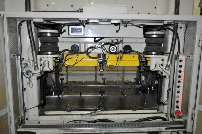 90 Ton, Lem #4508C, high speed straight side double crank, 3.1" stroke, 9.8" Shut Height, 45-150 SPM, 11" - Image 2
