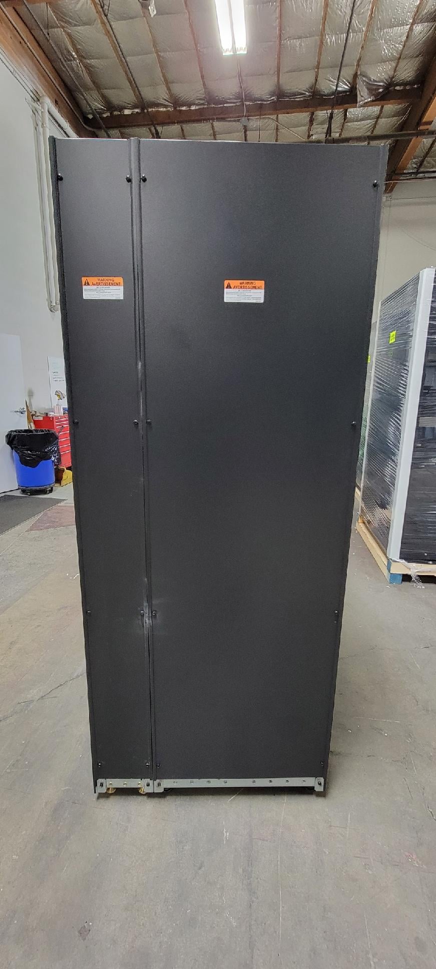 30.0 KVA Vertiv eXM, uninterruptible power supplies, 208 Volts, 208 Volts, refurbished - Image 2
