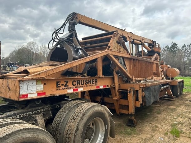 EZ Crusher, portable logger/baler, grapple included, 28" x 54" x variable bale size - Image 4