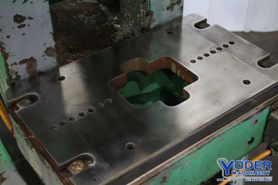 22 Ton, Minster #3, OBI flywheel press, 4" stroke, 2" adjustment, 2 HP, 115 SPM, #75375 - Image 3