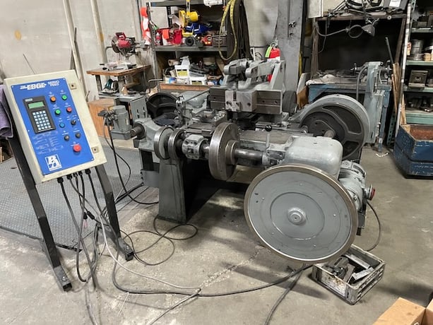 Baird #3-24, 4-slide, 3/16" basic wire diameter, 50-80 RPM, mechaincal clutch, H-head, 1971 - Image 1