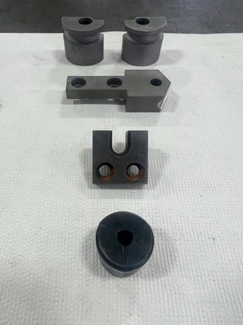.5" Eaton Leonard #VR12, CNC horizontal mandrel tube bending machine, 2004 - Image 8