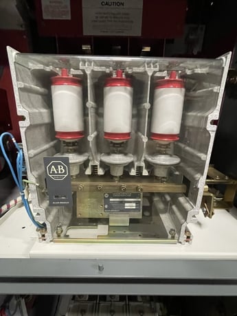 400 Amp. Allen-Bradley Bradley 800A BUS, Centerline-HVC, 5000 Volts starters 1502-V4C1D1 269 relay - Image 4