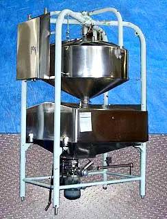 450 & 550 gallon Double Tank Hopper Assembly with Pump, 18" dia. Manway, 6-1/2" dia. Impeller, 7.5 HP, 1735 - Image 3
