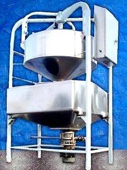 450 & 550 gallon Double Tank Hopper Assembly with Pump, 18" dia. Manway, 6-1/2" dia. Impeller, 7.5 HP, 1735 - Image 4