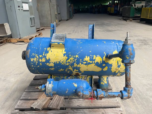 30 Gallons, E.L. Nickell Co., Horizontal Ammonia Oil Tank, 14" diameter x 34" L, 250 PSI @ 650 F, 1990 - Image 3