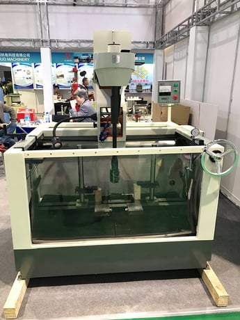 SJMC #3MB9817, vertical honing machine, 35-170mm hole honed diameter, 320mm hole honed depth - Image 5