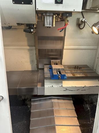 Hurco #VM-10, CNC vertical machining center,Hurco WinMax CNC, 26" X, 16" Y, 20" Z, 30" x14"tbl,Cat 4010000 - Image 3