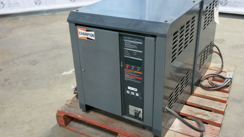 GNB SCR 100 #CHP100-12-600S12, automatic battery charger, 12 cell, serial #01K0025S - Image 3