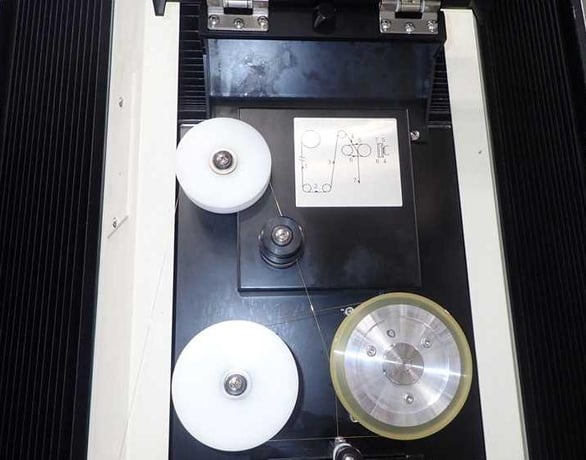Makino #U86, CNC wire Electrical Discharge Machine, 31.4" X, 23.6" Y, 20.47" Z, U & V Axis, 48" x35.8" table - Image 5