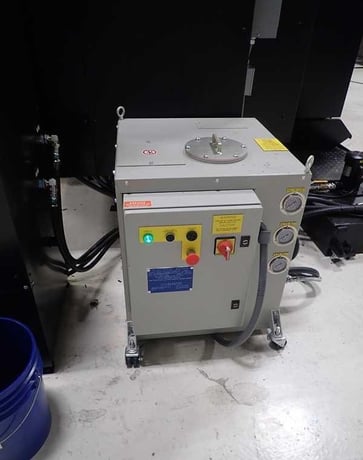 OKK #VB53a, 41" X, 20" Y, 20" Z, 20000 RPM,Cat 40 BIG+, 49" x23"table, 30 automatic tool changer,thru spindle - Image 7