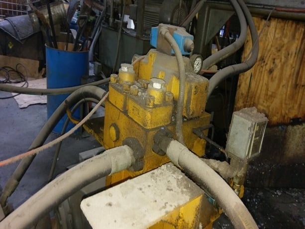 Granutech Mac Saturn #5232HT shredder, (2) 75 HP motors, (2) hydraulic pumps - Image 5