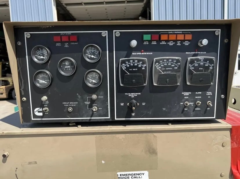 300 KW, Cummins #CC434E, Newage Stamford generator end, 480 Volts 3 phase sound attenuated enclosure 1, 130 - Image 6