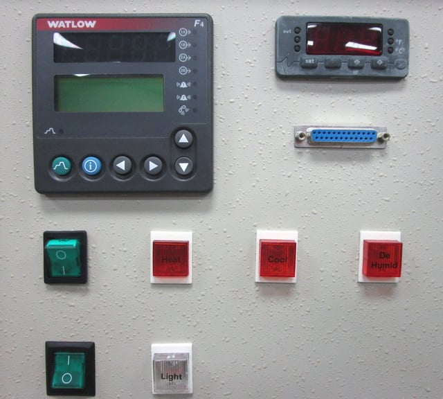 20" width x 18" D x 16" H Associated #BHD-403, -17° to 177°, bench top chamber, 220 V., 1-phase, 21 Amps - Image 3