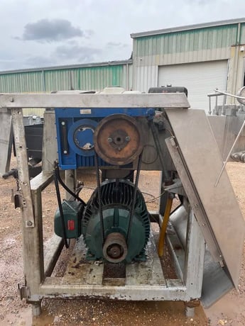 APV #G-55-3P, Homogenizer, 2-Stage, 10500 GPH, 2539 psig, 75 HP - 230/460 V motor, 2001 - Image 5