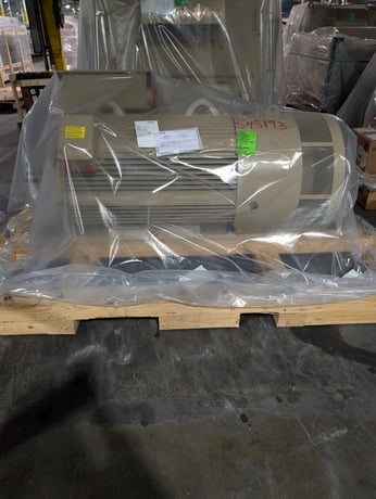 400 HP 3600 RPM General Electric, Frame 5010/11LS, TEFC, Ball, IEEE 841, 2300/4160 Volts, new, Q836/Q837 (2 - Image 8