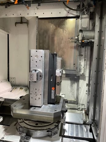 Okuma #MB-5000H, 146 automatic tool changer, 30" X, 30" Y, 30" Z, 15000 RPM, #40, 40 HP, 4-Axis rotary table - Image 3