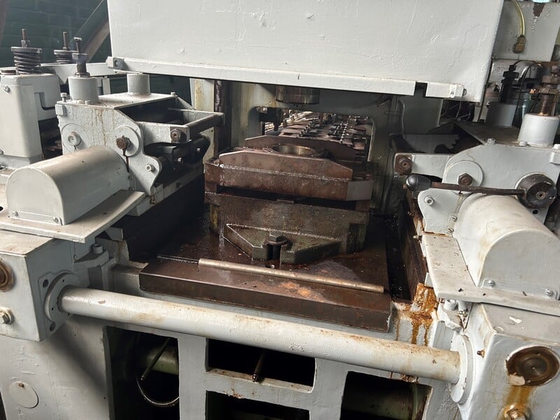 100 Ton, WMW Erfurt, stamping transfer press, 11 station, 12 ops, 6" stroke, 1970 - Image 4