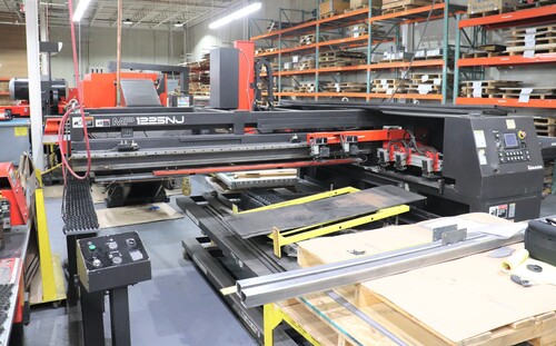 Amada #MP1225NJ, load/unload system, 4' x 8' max sheet, 11.8" x 27.5" min sheet, 2006 - Image 1
