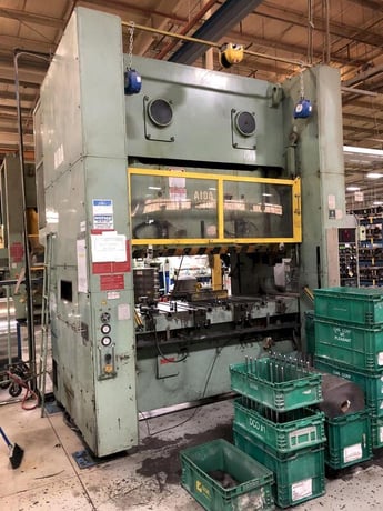 220 Ton, Aida #NCS-200(1), straight side double crank press, 5.51"stroke, 17.91"Shut Height, 4.33"adj., 35 - - Image 1