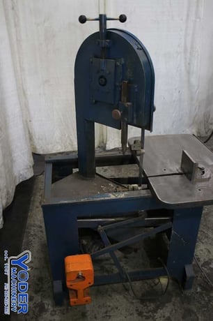 8-3/4" x 8-1/2" Roll-In, vertical band saw, 9' x 3/4" blade, 30" x 18-1/2" table, 3/4 HP - Image 6