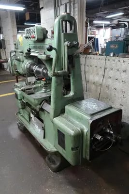 Barber-Colman #16-16, gear hobber w/differential, lots of tooling, excellent condition - Image 2