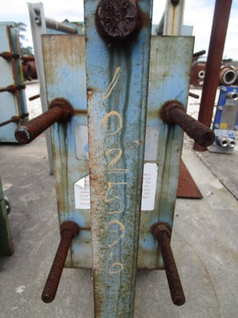 13 sq.ft., APV, 11 plates, 8" W x 22" L plates, 145 psi, 300°F, 1.5" plate pack thickness, 1994 - Image 3