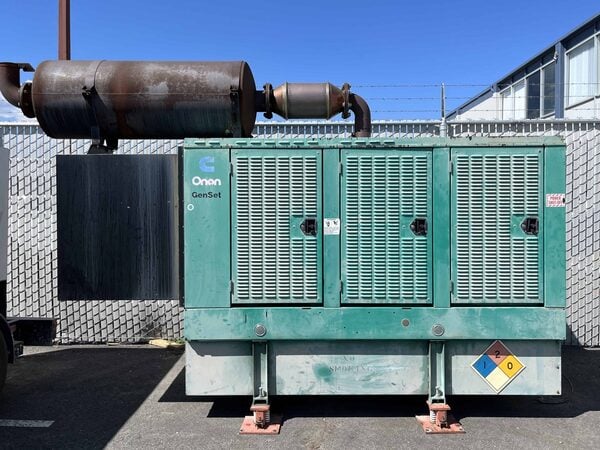 150 KW Cummins #DGFA-4476063, diesel generator set, sound attenuated enclosure, 120/208 Volts, upgraded - Image 1