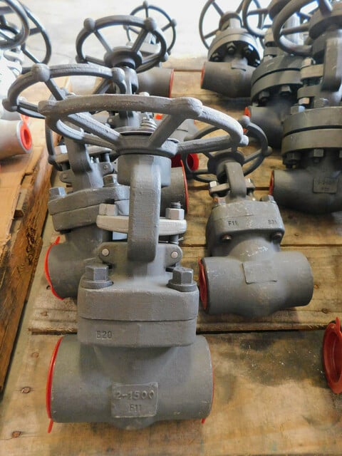 3/4", 1", 1-1/2", Powell, Forged Steel Valves, qty. 92, NEW - Image 3