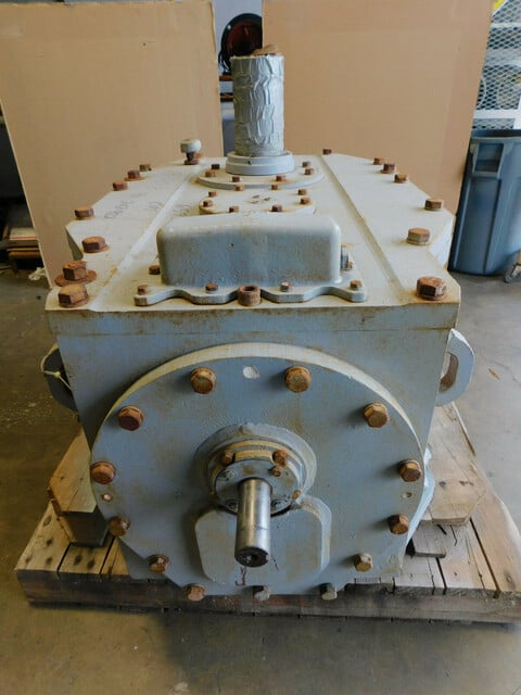 50 HP @ 1750 RPM, Falk #2100BXU3-A, Enclosed Gear Drive, 46 RPM output, 37.73 Ratio, 2.3 S.F., 33 gallons, 5" - Image 2