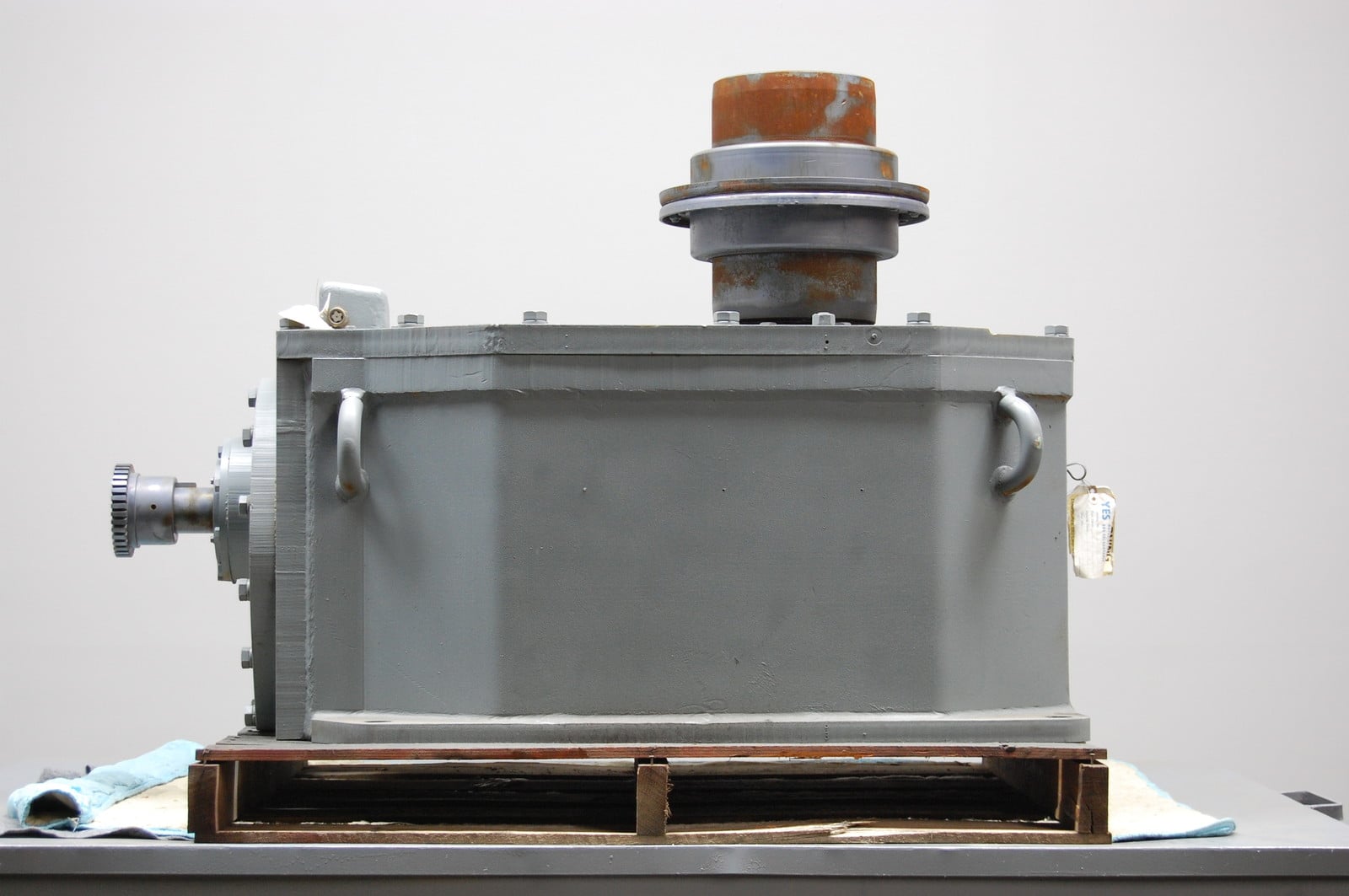 250 HP, Lightnin #805-SPDS, Worm Gear Gearbox, 348 RPM output, 5.11:1 Ratio, 2-3/4" input shaft, Rebuilt - Image 3