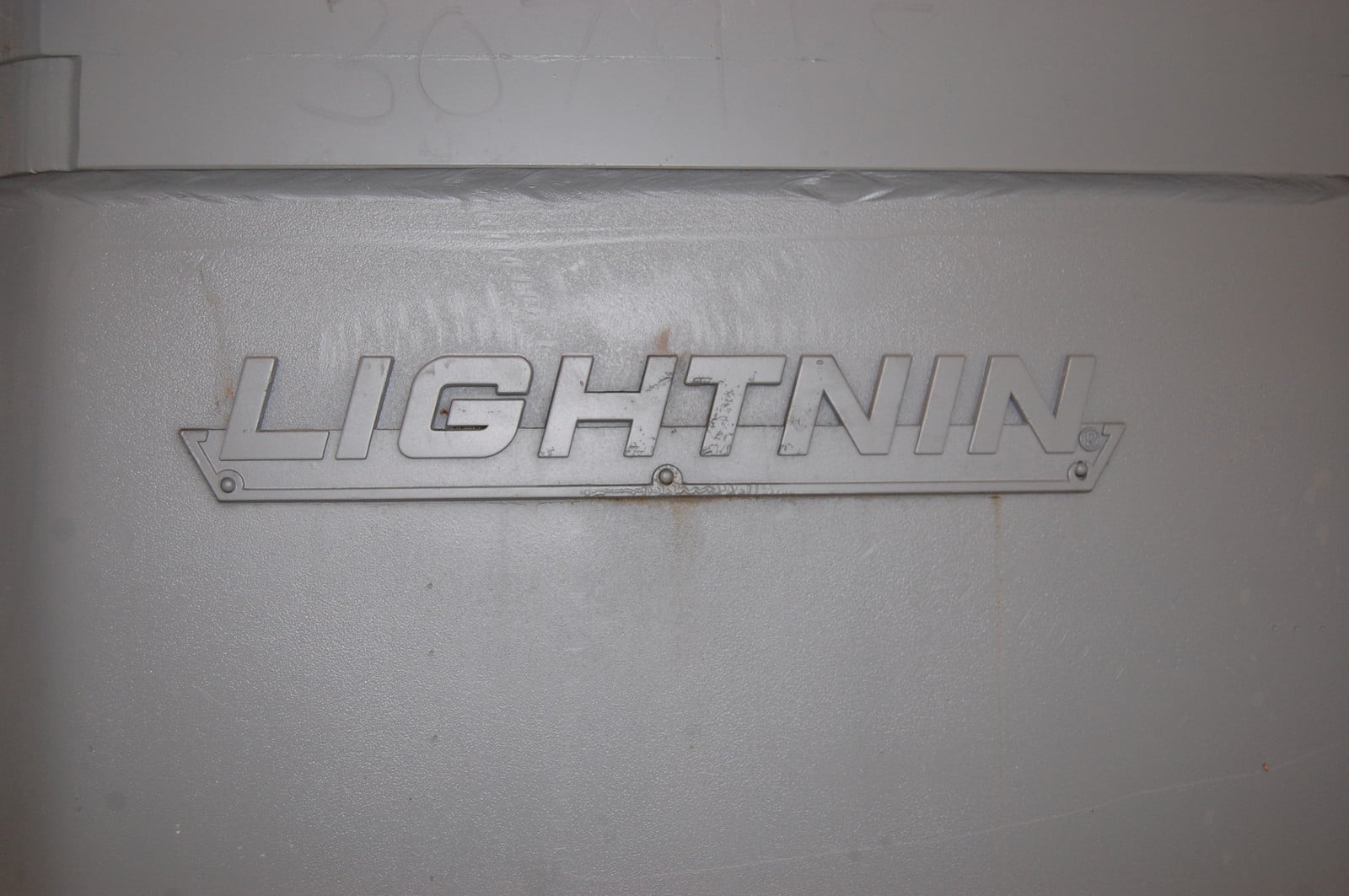 250 HP, Lightnin #805-SPDS, Worm Gear Gearbox, 348 RPM output, 5.11:1 Ratio, 2-3/4" input shaft, Rebuilt - Image 5
