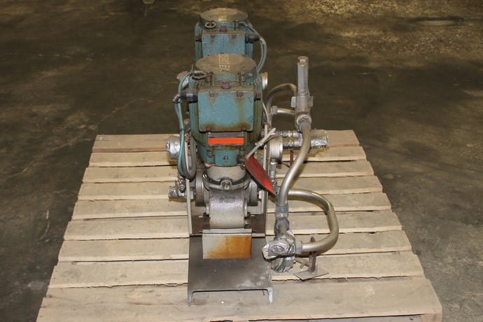 1" #1724F4SESEM1C5, Anti Foam Feed Pump, Size 1" x 1", 10.5/9.4 GPH @ 100/350 psi, 1 HP - 1725 RPM Motor, Used - Image 2