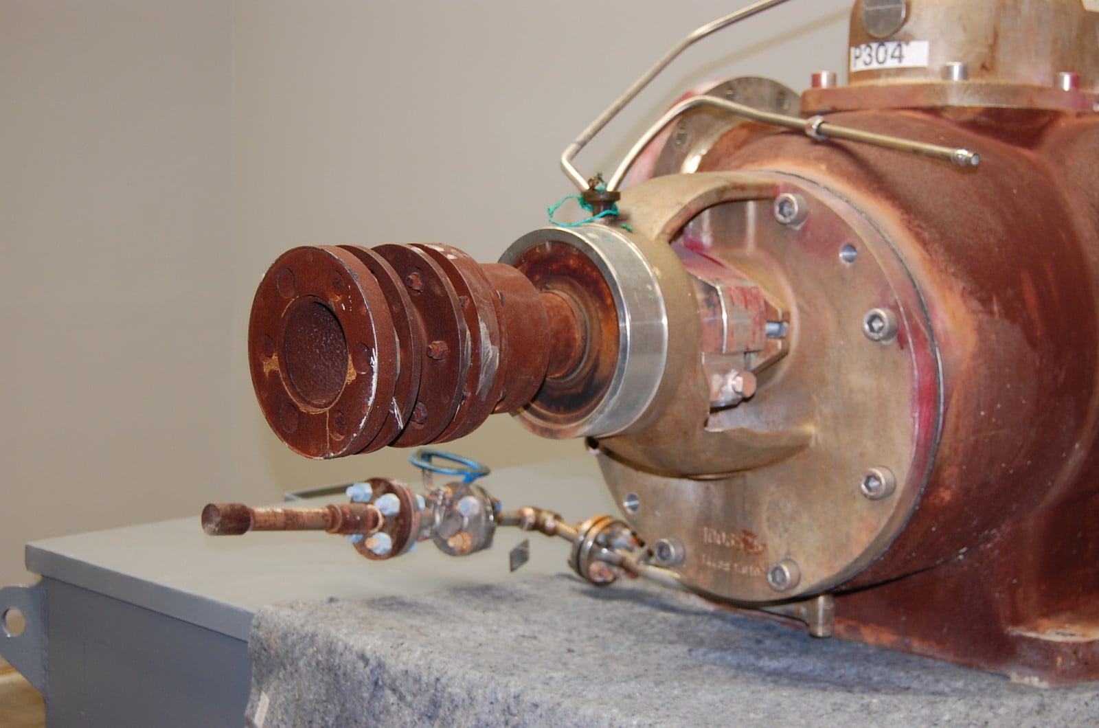 3960 GPM @ 232 psi, Leistritz #L2NG, Screw Pump, 14" x 14", 316 Stainless Steel body, Used - Image 2