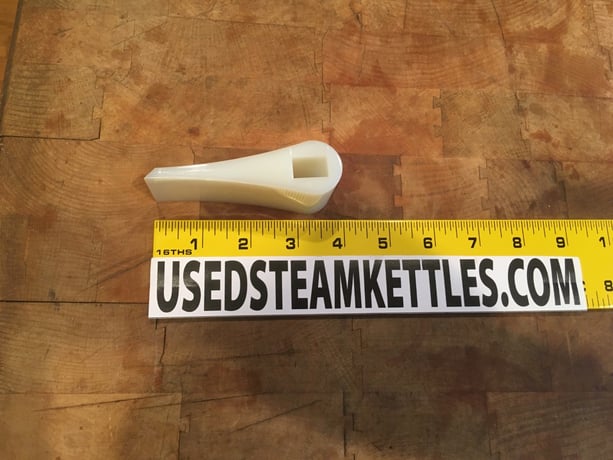 Hamilton style, steam kettle poly scraper, w/rectangle hole - Image 1