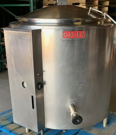 60 gallon Groen #EE-60, electric stationary steam kettle 1.5" TDO 480 V. 3 phase, Stainless Steel cover - Image 1