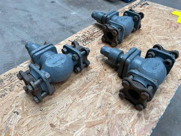 2" Vilter #K12124A, Ammonia Seal Capacity Flanged Globe Valve - Image 3